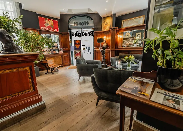 Hotel Brueghel Lila